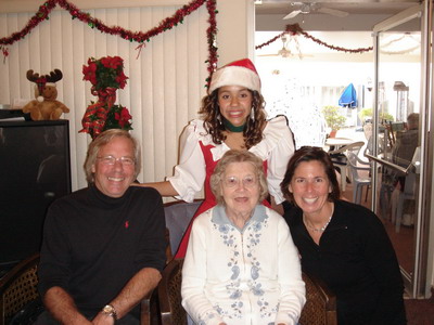 K8, Mom, Jim, Elf